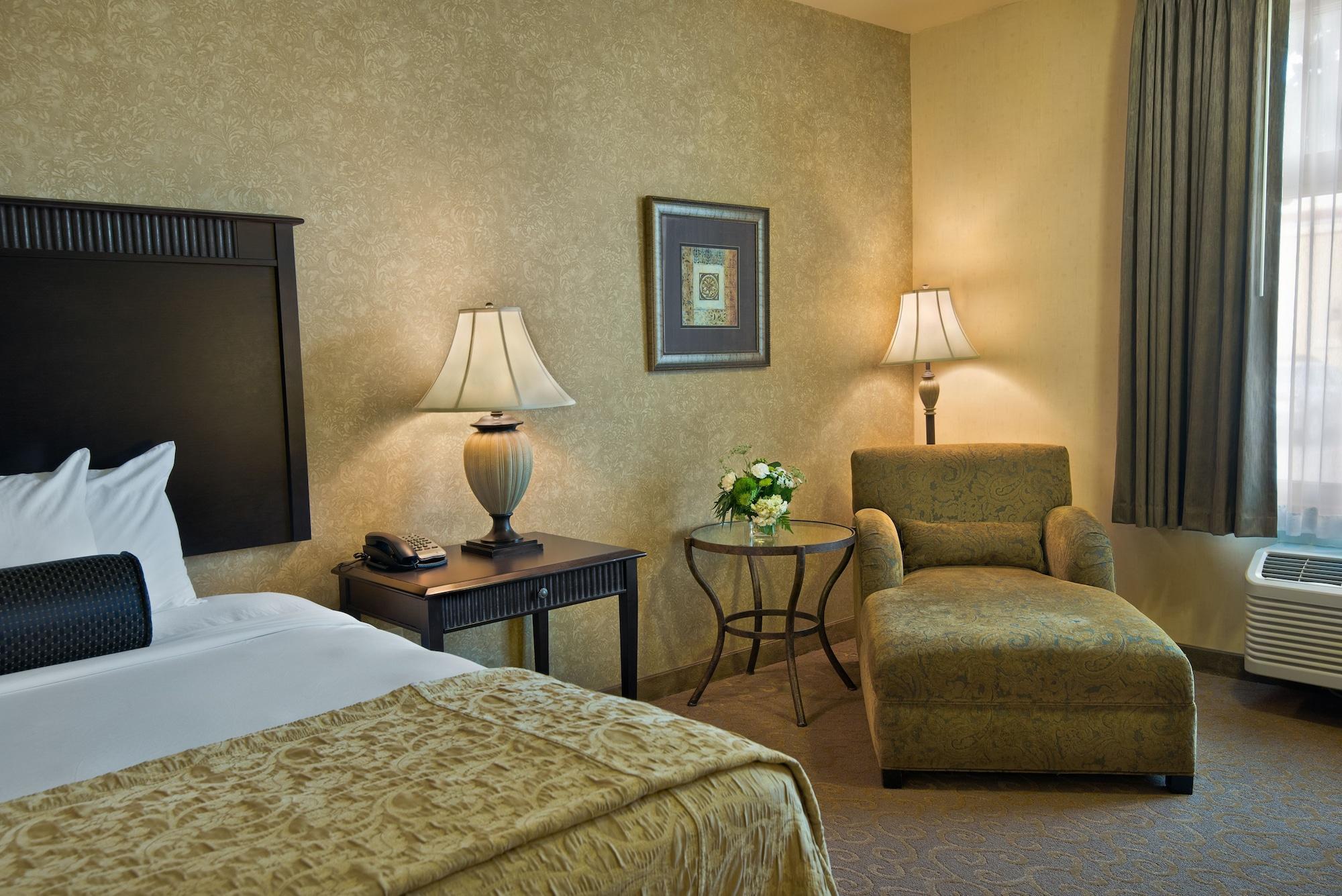 Oxford Suites Boise Bagian luar foto