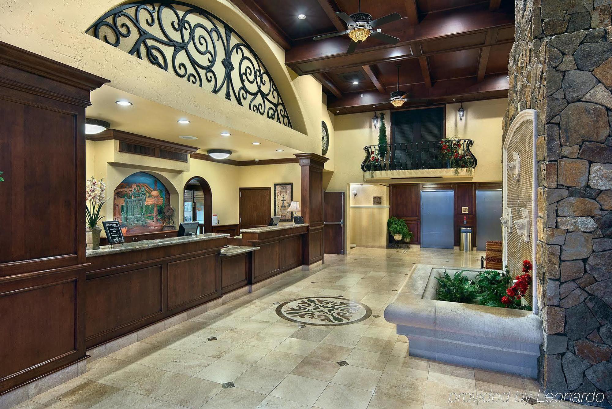 Oxford Suites Boise Bagian luar foto