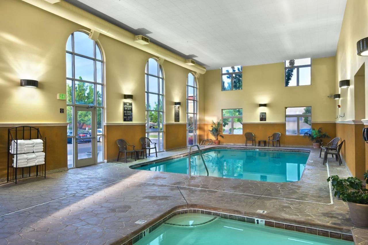 Oxford Suites Boise Bagian luar foto